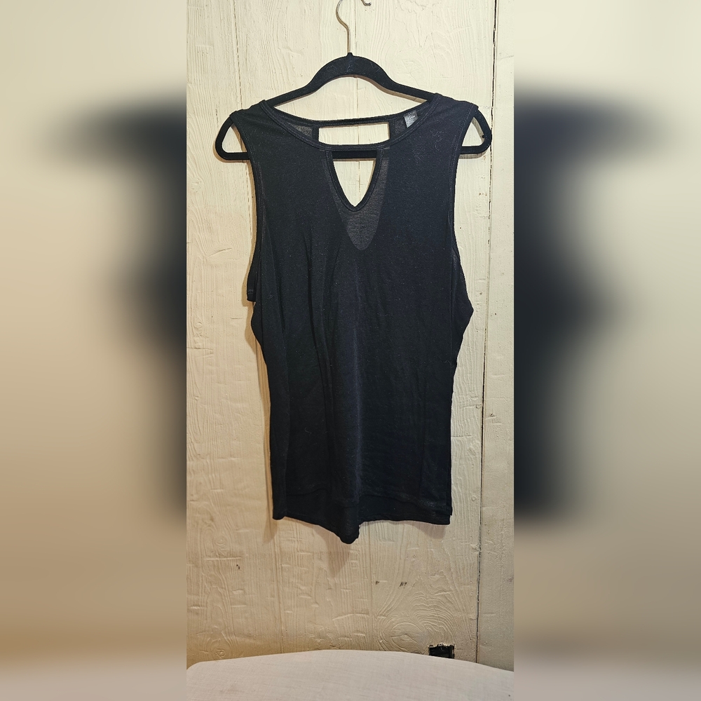 Women's Shere ; Black ; Size XL ; Sleevless Tank Top
